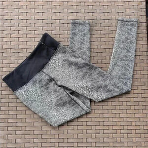 Calia‎ Leggings Active Pants Small WAX32012 Snakeskin Textured Carrie Underwood